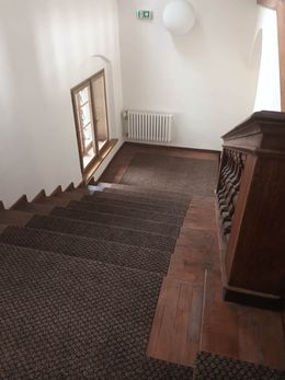 Běhouny na schodech